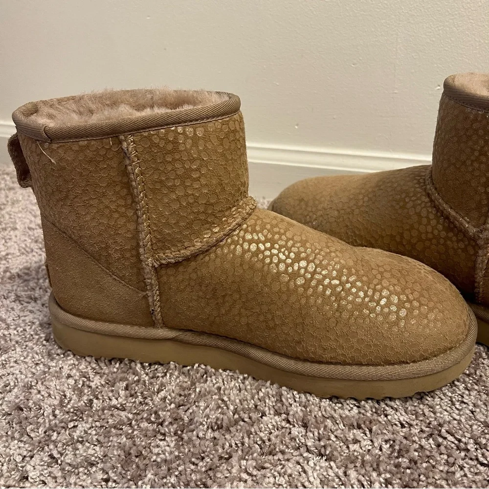 {UGG} Classic Mini Sparkle Spots Boots Tan - Picture 6 of 9